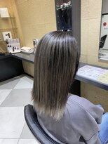 ジャパン ホンテン(JAPAN HONTEN)&nbsp;シャドールーツグラデーショングレージュカラー