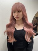 韓国アイドルのようなハイトーンピンクベージュ
