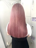 フウ(fuh)&nbsp;ペールピンク/ピンクカラー/髪質改善/ダブルカラー/ロング/学割