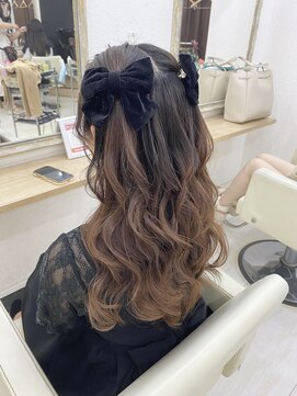 プティクローシェ バイ クオーレ(petite cloche by CUORE) 大人っぽキレイめハーフツイン