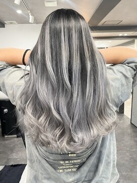 ツキ 横浜店(tuki) ダブルカラーオレンジベージュカラーケアブリーチレイヤーカット