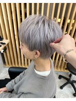 ティントバイアロブリーチ 大阪梅田(tint by alo bleach) 【Ryota】ホワイトシルバー《大阪梅田駅》