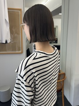 シベルバレー 横浜(sibell) ＊ボブ/切りっぱなし/外ハネ/オリーブ/透明感