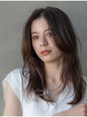 大人かわいい／20代30代／バングカット／オリーブベージュ