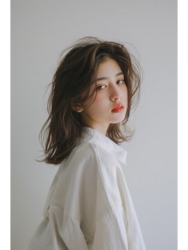 ラナ 新宿(lana) こなれミディアム/シースルーバング/顔まわり【lana hair 新宿】