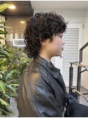 ハードパーマウルフショート黒髪レイヤー