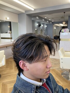 アレス バイ シカ 神戸三宮元町店(ALLES by Cica) フェザーセンターパート