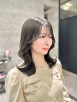 アクション 心斎橋店(ACTION)&nbsp;大人可愛いレイヤーミディアム　くびれヘア　オリーブカラー