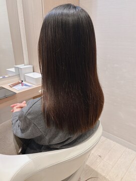 コーエン(cowen) フェミニン美髪ロング暗めカラー似合わせココアベージュ絶壁50代