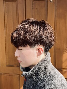 エメン(EMEN) 前下がりツーブロックマッシュ