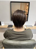 くびれショートヘア