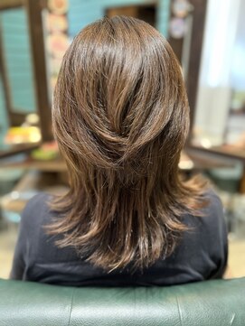 カシータヘアリゾート 熱田千年店(Casita Hair Resort) つやつやベージュ×ウルフレイヤー