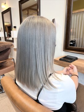 ナチュラルスポット(Natural Spot) ホワイトベージュカラー