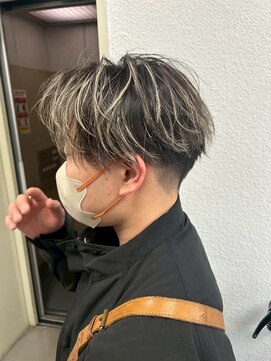 メンズサロン キング 心斎橋店(Men’s salon K!ng) 韓国マッシュセンターパートツーブロックメンズハイライトウルフ
