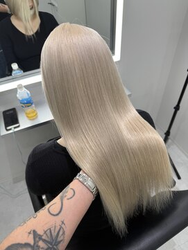 テイス 新宿(TACE) [新宿駅/ココアベージュ/クラゲヘアー/オリーブグレー]