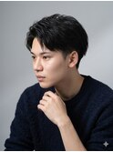 大人っぽく決まるフェザーショート！