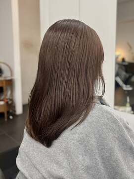 シベルバレー 横浜(sibell) ▽ミディアムレイヤーオリーブベージュくびれミディアム顔周り