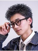 メンズカット無造作黒髪スパイキーショート刈り上げビジネス流行