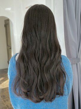 ヘアーアイスカルテット(HAIR ICI QUARTET) 20代30代◎透明感アッシュベージュ×暗髪×ゆるふわロング