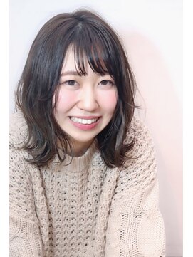 レジーナ トリドール(REGINA Tri'or) 【蓮沼】春っぽ軽やか外ハネロブ☆