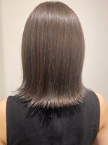 ホロー(Hollow)&nbsp;ボブ外ハネ