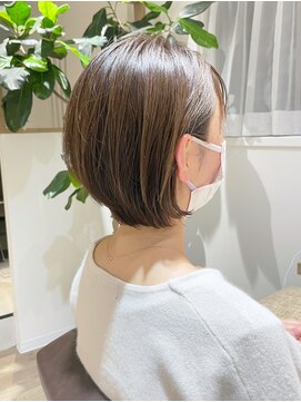 カミーノプラス(Camino+) 《クセ毛をまとまりやすく》バッサリショートボブ（Before有り）