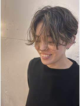 エンテ(en-te:) ハンサムショート　パーマ