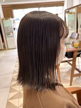 バブ バイネオリーブ(Bab by neolive) アッシュブラウン　切りっぱなしボブ