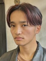 カムジーヘッドカミノウラ(COMEGHEAD KAMINOURA)&nbsp;センターパートメンズマッシュパーマニュアンスパーマ刈り上げ