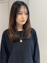 ヨーク(YOKE)&nbsp;【YOKE】ダークアッシュグレージュ暗めカラー顔まわりレイヤー