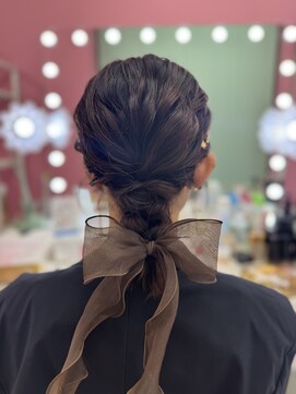 ウヌボレ(UNuBORe) ☆桜木町☆ヘアセット/ふんわり編みおろしヘア