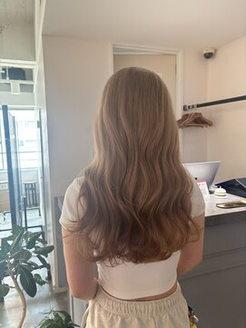 イリ 梅田(ili) ミルクティーベージュ