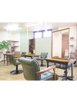 大人の髪のお悩みを解決するサロン《Vivant》.寄り添ったマンツーマン施術だから安心して通えるのが魅力！