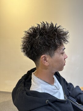 ロウ トウキョウ 八王子店(RAW TOKYO) スパイキーショート ピンパーマ フェード 八王子 八王子駅