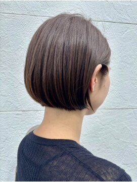 リンド(Lindo) モーブベージュミニボブ