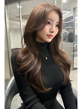 ランズ(LANDS) くすみベージュ　レイヤーカット 【韓国ヘア 大阪 梅田】