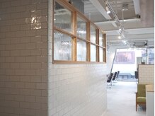 ナチュラルな内装で必ず気に入っていただけると思います！！