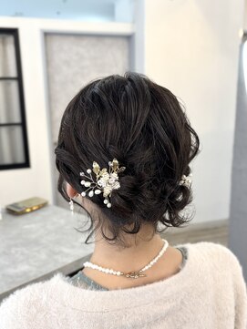 結婚式参列におすすめ ふわふわボブアップヘア