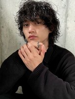 キュー(Cue_)&nbsp;マッシュウルフツイストスパイラルパーマ