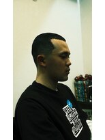 リヴ ヘアワークス(LiVE HAIR WORKS) 学生でもギリギリ大丈夫なフェード