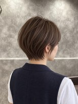 フラウ チャームマーチ(hulau Charm/MARCH) やわらかモードなマッシュショート