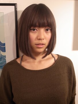 ピープル(people) 〔people〕外国人風切りっぱなしボブ×ハイトーンパールアッシュ