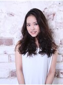 女子から憧れられるゆるふわウェーブ スタイル