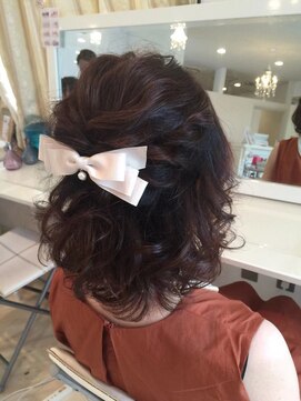 ルミエール 赤坂(Lumiere) ミディアムハーフアップ