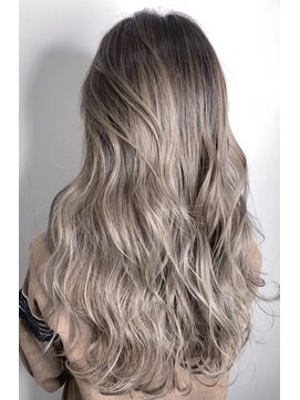 ポラリス(Polaris) 外国人風　アッシュベージュ