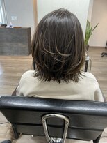 ヴィフ 大船(VIF)&nbsp;切りっぱなしレイヤーボブ×グレージュカラー