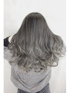 ムク(MUK) バレイヤージュ