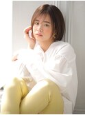 フェイスラインに沿った小顔ボブ
