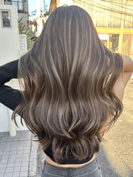 ヨロ 小岩(YOLO) ハイライトカラーミルクティーベージュケアブリーチダブルカラー