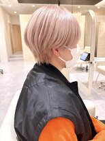 ヴィサージュタイム(VISAGE thyme) ピンクベージュ/ハンサムショート/ショート/ブリーチ/ベージュ